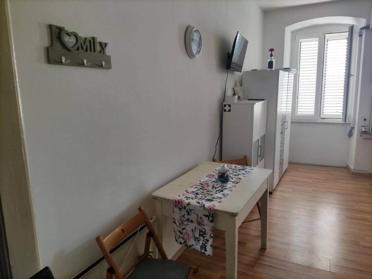 Studio Apartment Kontiki Fiume Kültér fotó