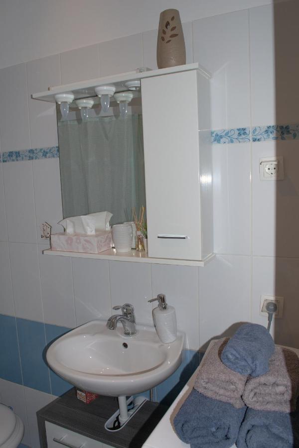 Studio Apartment Kontiki Fiume Kültér fotó